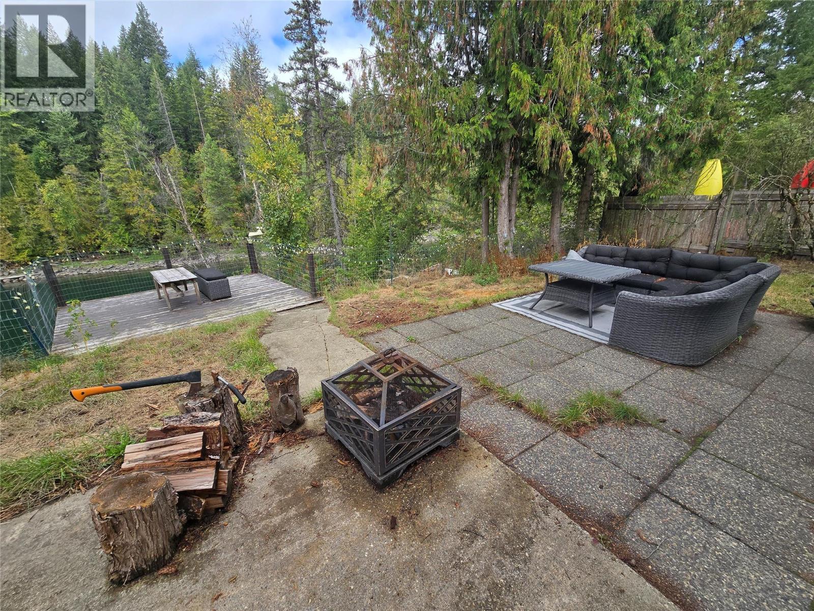 337 RIVERVIEW Crescent - Image 28