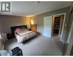 337 Riverview Crescent, Clearwater, BC V0E1N2 Photo 16