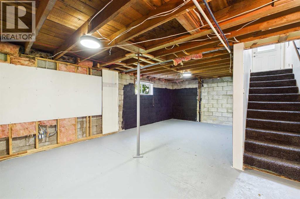 94 Lakeside Boulevard - Image 18