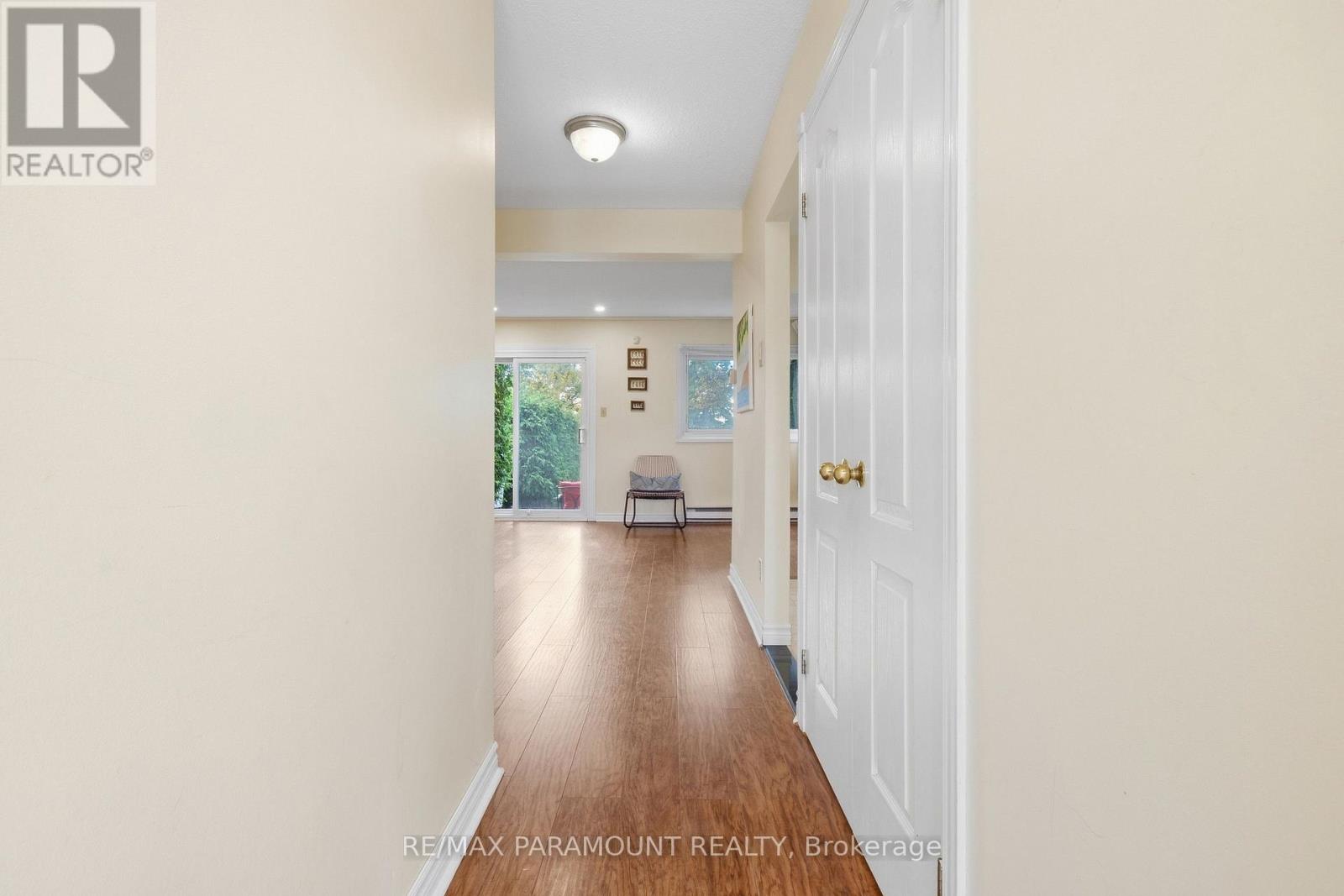 16 GLENEADEN COURT - 7