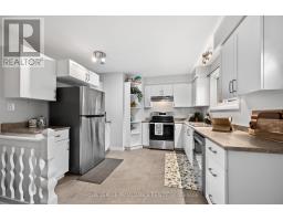 Laundry room - 78 Guthrie Drive, Kingston, ON K7K5X5 Photo 9