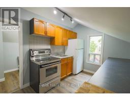 Upper - 211 Clarence Street, London East, ON N6B2J9 Photo 9