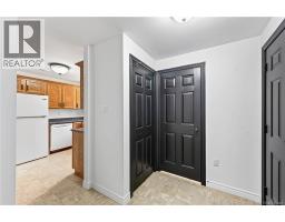 Foyer - 187 Smith Road, Tower Hill, NB E5A2R8 Photo 7