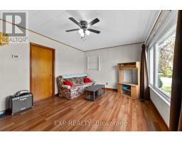 17 Casey Street, Madawaska Valley, ON K0J1B0 Photo 12