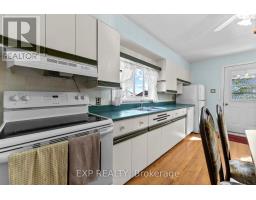 17 Casey Street, Madawaska Valley, ON K0J1B0 Photo 9