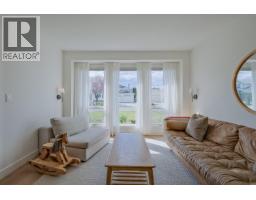 Family room - 1028 Cushing Court, Kelowna, BC V1Y8W7 Photo 12