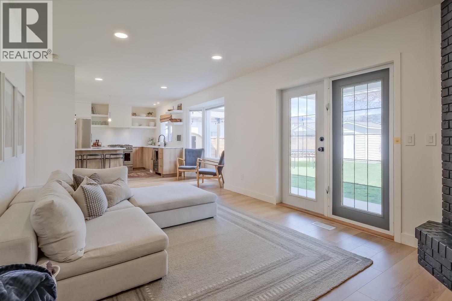  1028 Cushing Court, Kelowna