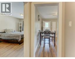 21 Waverly Road, Kitchener, ON N2G2E1 Photo 14