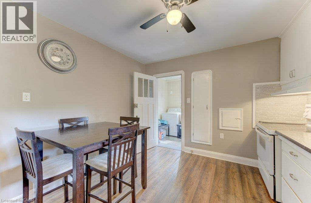 21 WAVERLY Road, Kitchener — photo 10
