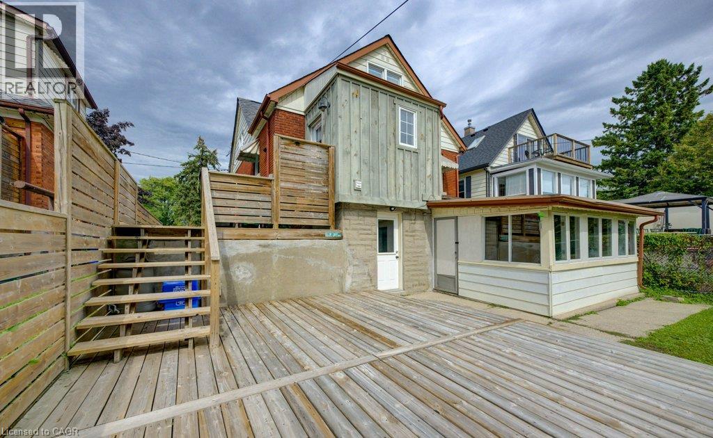 21 WAVERLY Road - Image 27