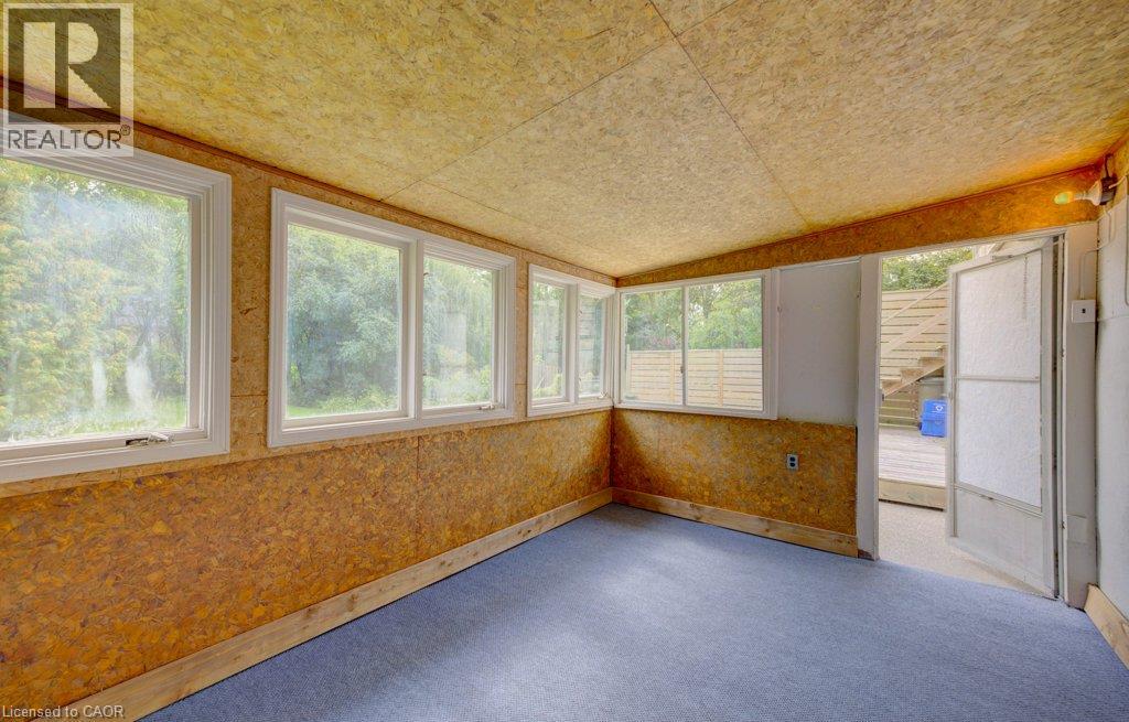 21 WAVERLY Road - Image 45