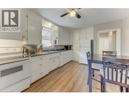 Eat in kitchen - 21 Waverly Road, Kitchener, ON N2G2E1 Photo 12