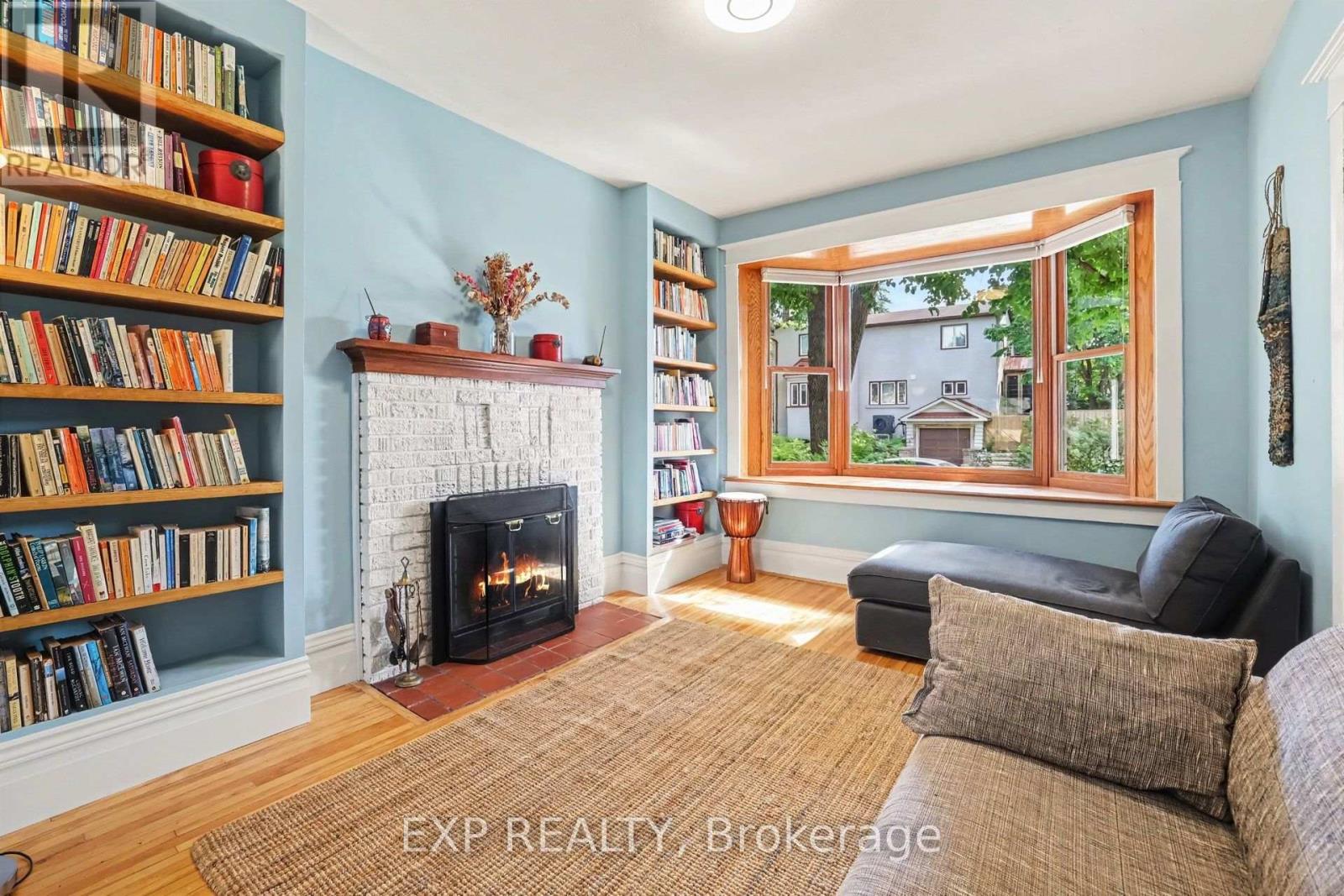 385 TEMPLETON STREET photo 15