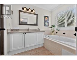 2300 Owlridge Drive, Oakville, ON L6M3V4 Photo 20