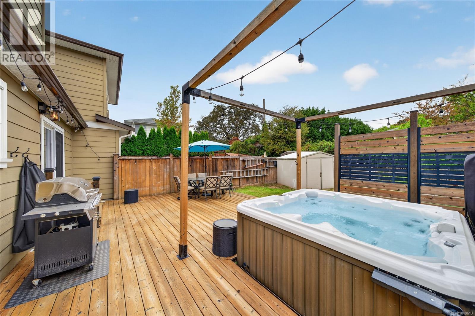  824 Beckwith Avenue, Saanich