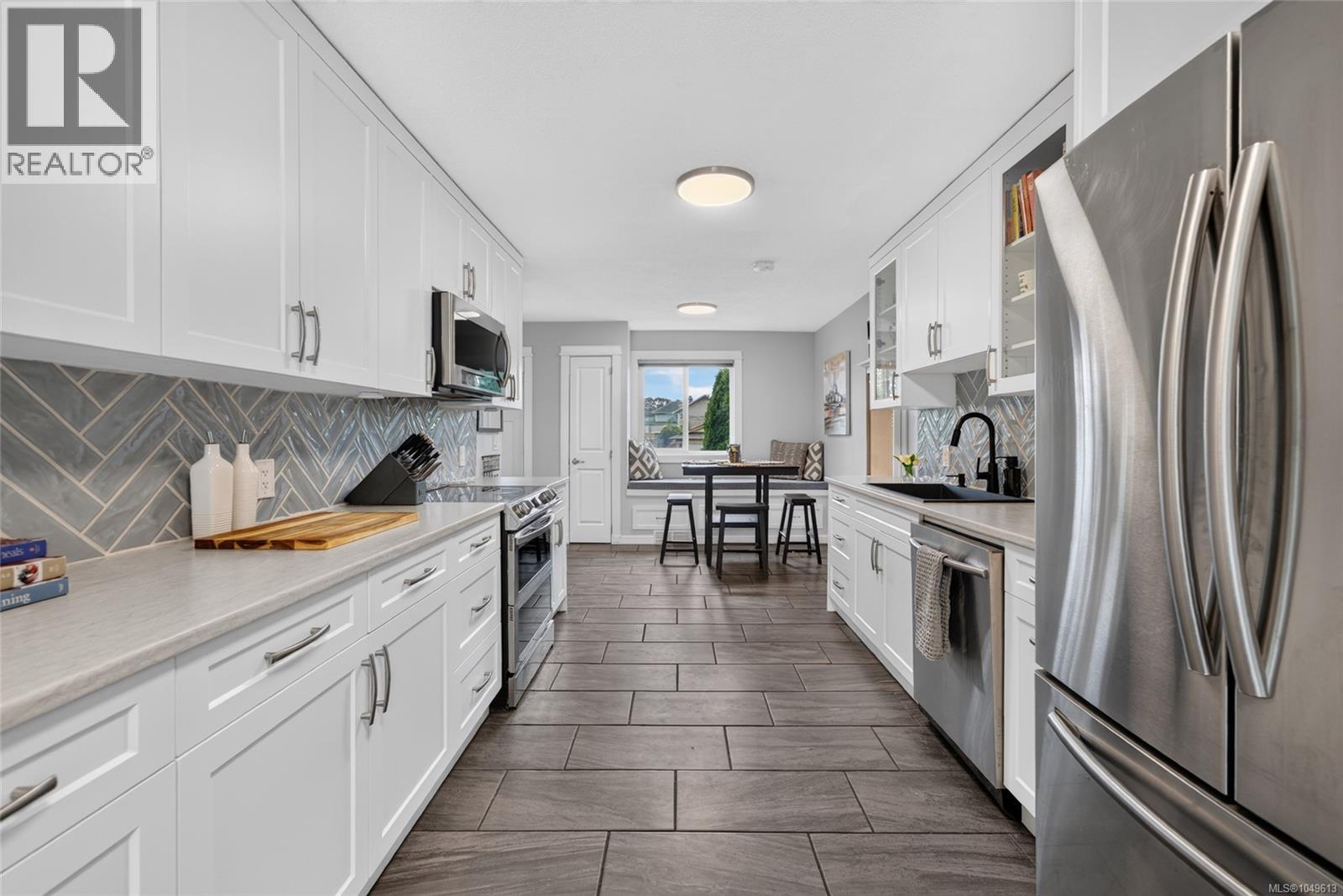 824 Beckwith Ave - 6