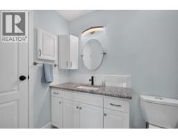3493 Oak Crescent, West Kelowna, BC V4T3A5 Photo 17