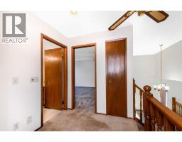 16 Deersaxon Circle Se, Calgary, AB T2J6R5 Photo 20