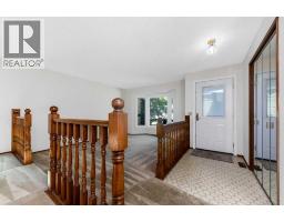 4pc Bathroom - 16 Deersaxon Circle Se, Calgary, AB T2J6R5 Photo 7