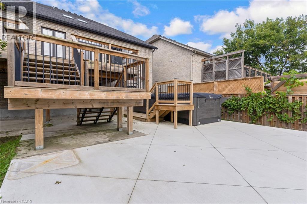 7 JOSEPH Street - 43
