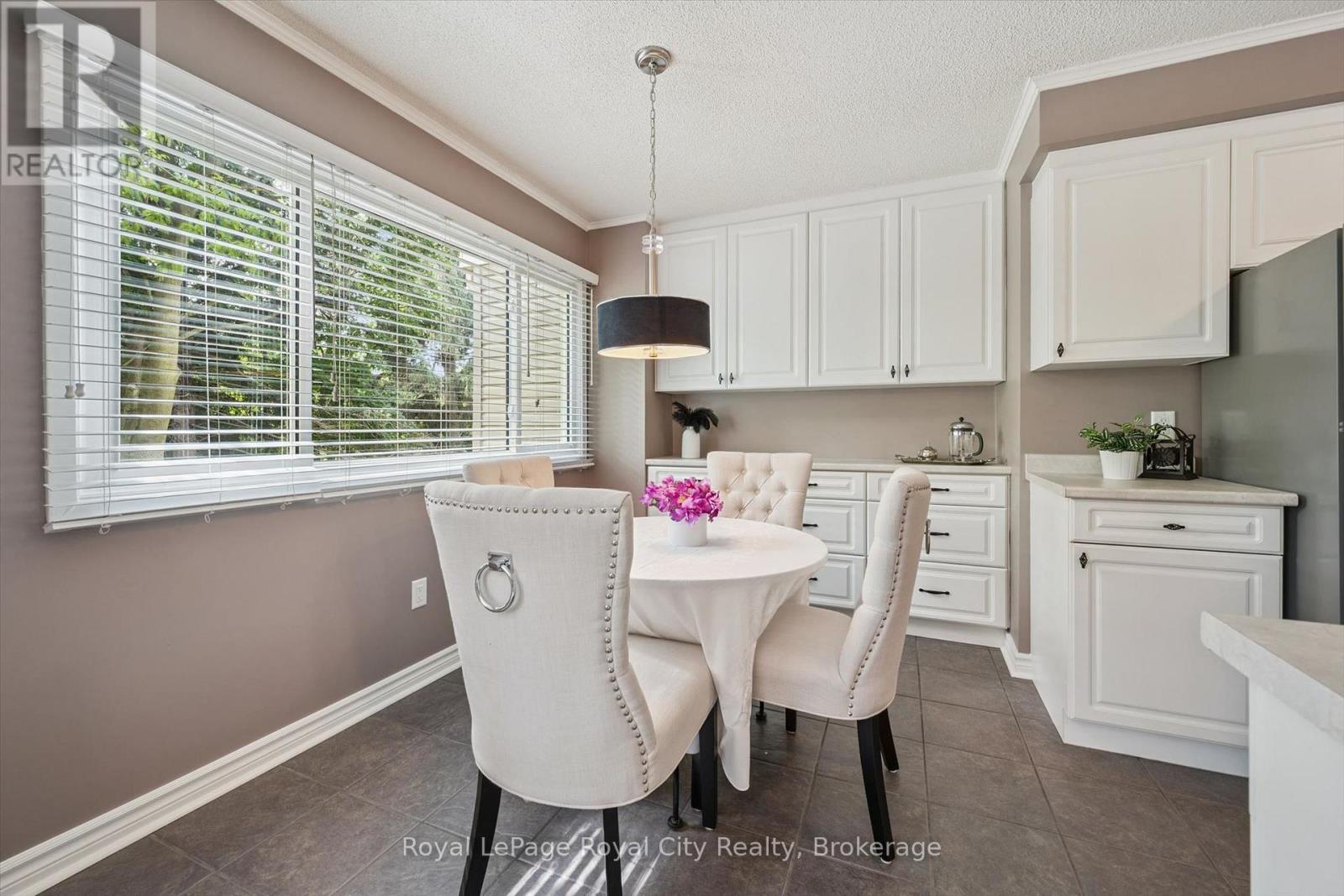 #2 30 GREEN VALLEY DRIVE - 12