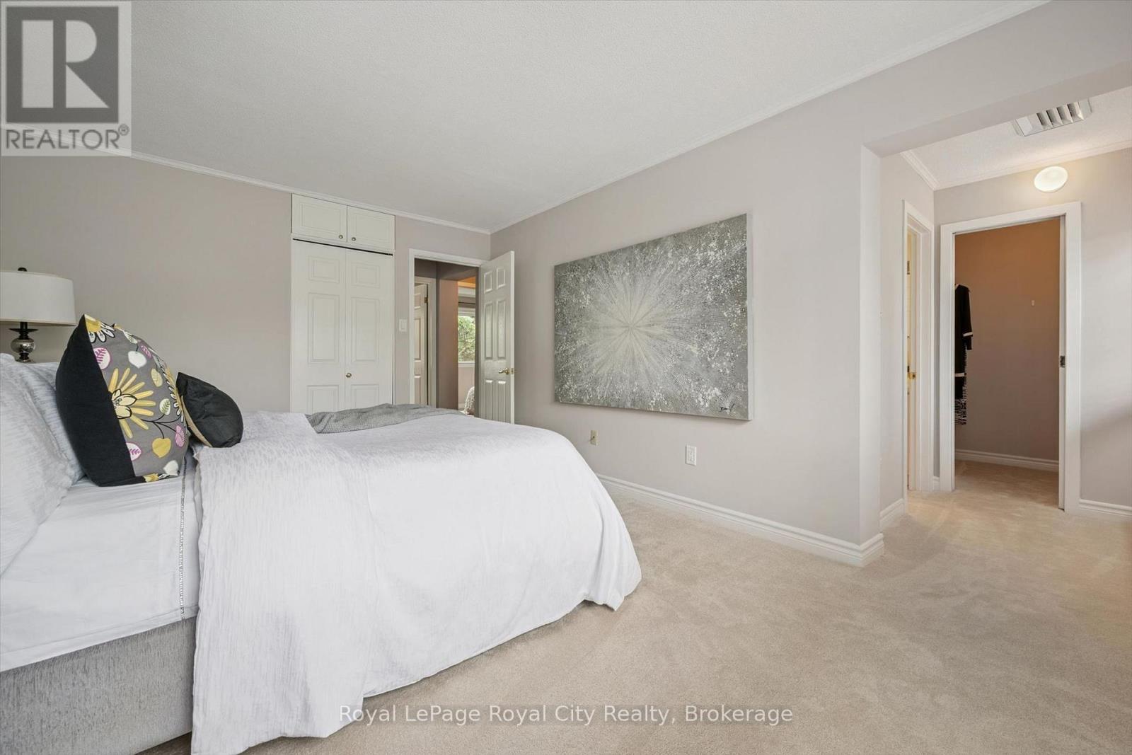 #2 30 GREEN VALLEY DRIVE - 16