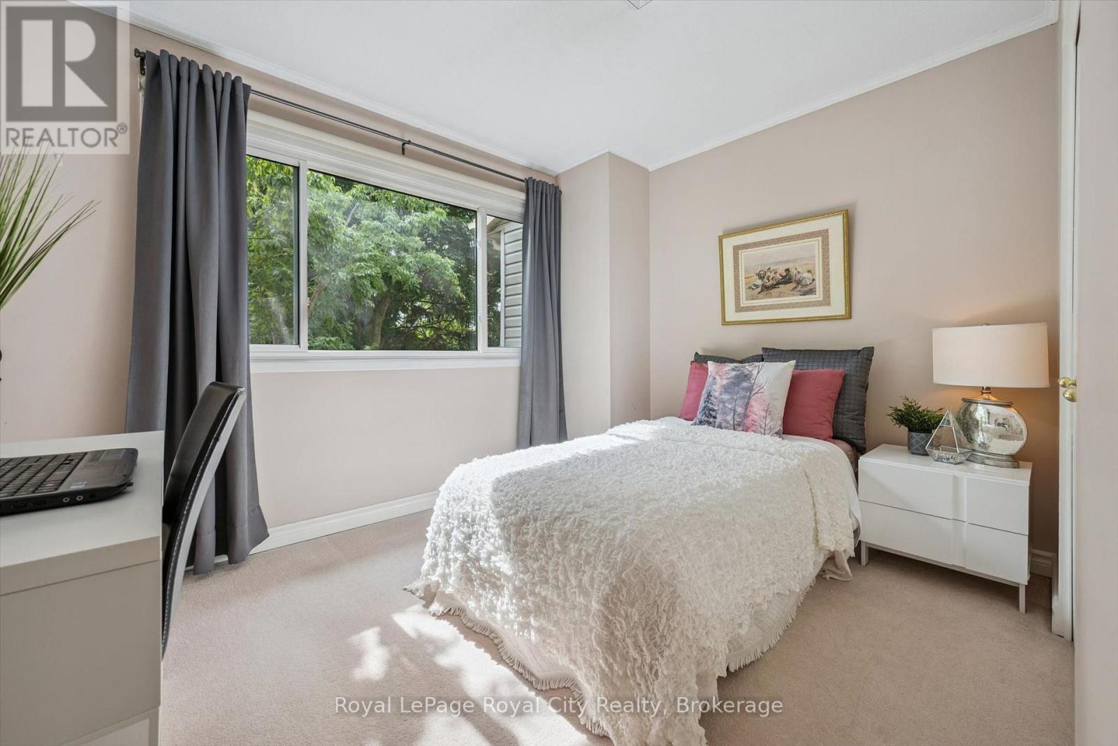 #2 30 GREEN VALLEY DRIVE - 20