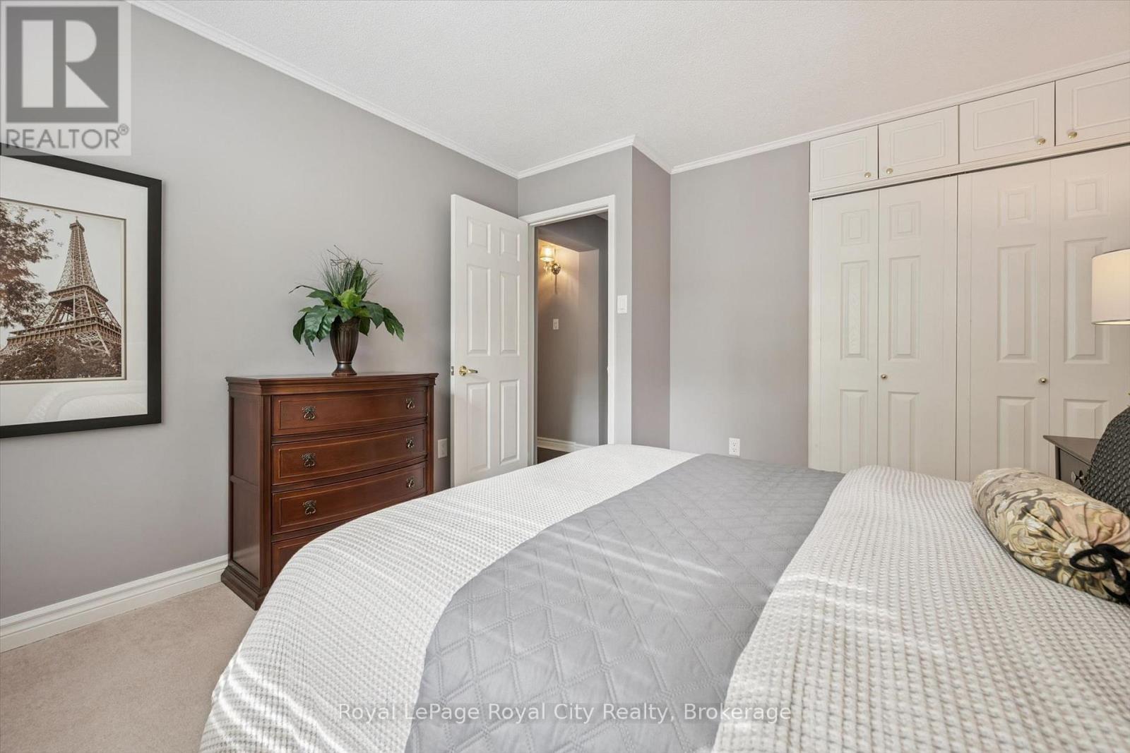 #2 30 GREEN VALLEY DRIVE - 23