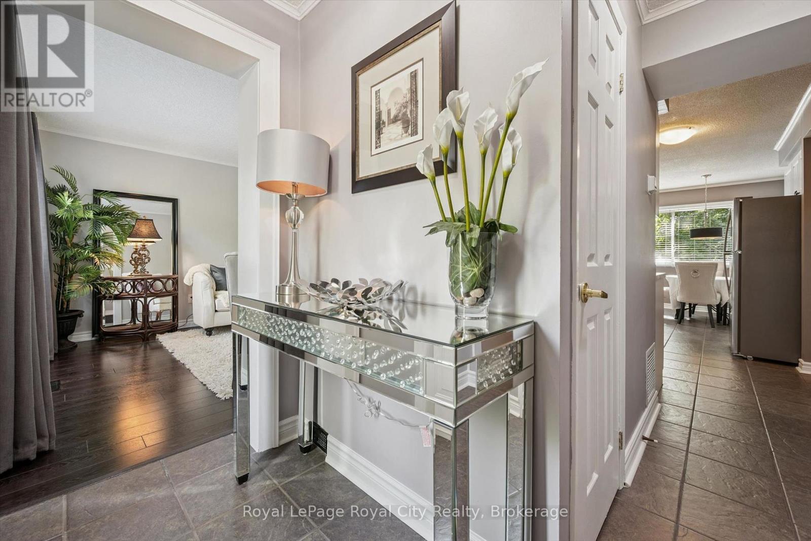 2 - 30 GREEN VALLEY DRIVE — photo 3
