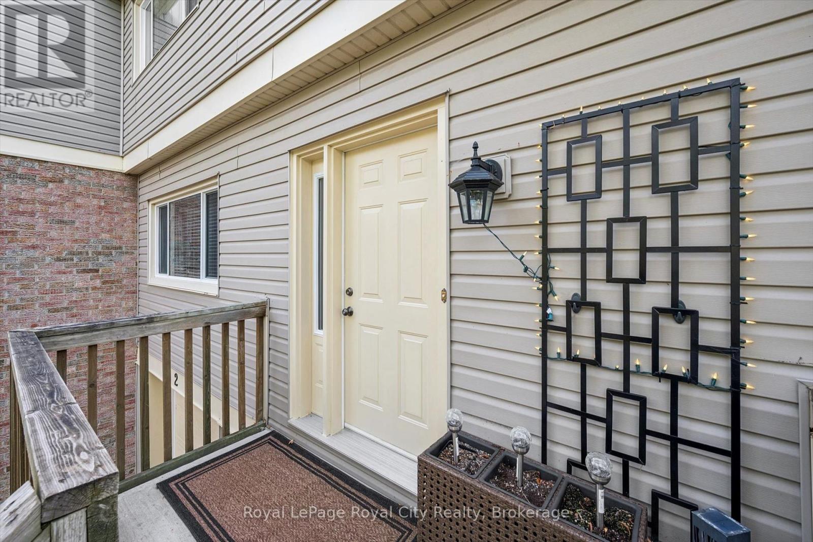 #2 30 GREEN VALLEY DRIVE - 34