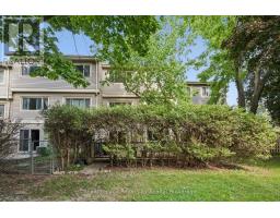 2 - 30 Green Valley Drive, Kitchener, ON N2P1G8 Photo 32