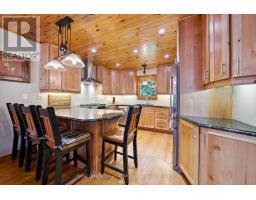 Bedroom - 4 - 1044 Camel Lake Ext Road, Muskoka Lakes, ON P1L1X6 Photo 9
