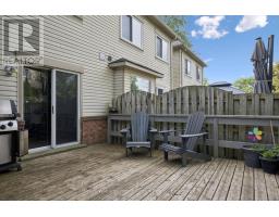 154 Shadow Wood Court, Waterloo, ON N2K3W4 Photo 32