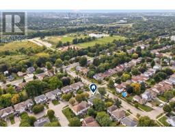 154 Shadow Wood Court, Waterloo, ON N2K3W4 Photo 38