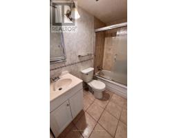 307 - 1 Massey Square, Toronto, ON M4C5L4 Photo 16