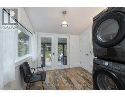 68 Osborne Avenue, Toronto, ON M4E3B2 Photo 12