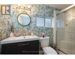 68 Osborne Avenue, Toronto, ON M4E3B2 Photo 13