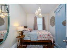 68 Osborne Avenue, Toronto, ON M4E3B2 Photo 18