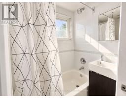 Main Fl - 184 Franklin Avenue, Toronto, ON M6P3Y8 Photo 7