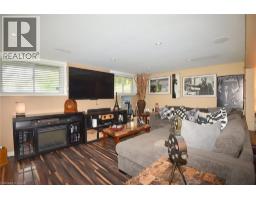 18 Dennis Avenue, Waterdown, ON L9H7G2 Photo 14