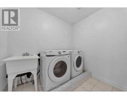 226 Bennett Street, Newmarket, ON L3X0M1 Photo 27