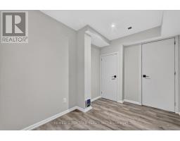 226 Bennett Street, Newmarket, ON L3X0M1 Photo 35