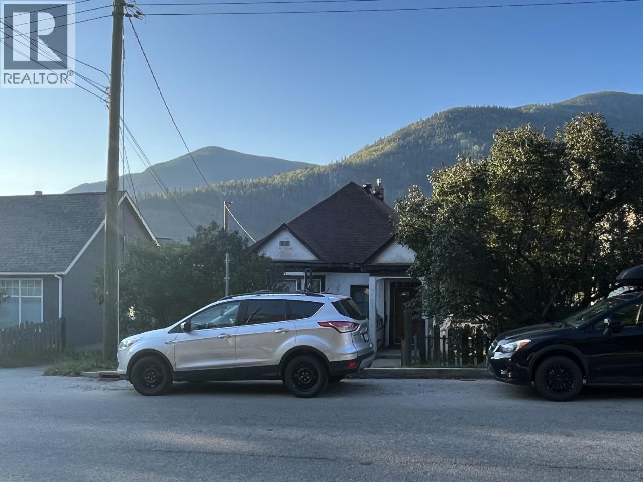 411 LATIMER Street - Image 23