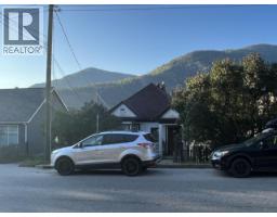 411 Latimer Street, Nelson, BC V1L4T7 Photo 23
