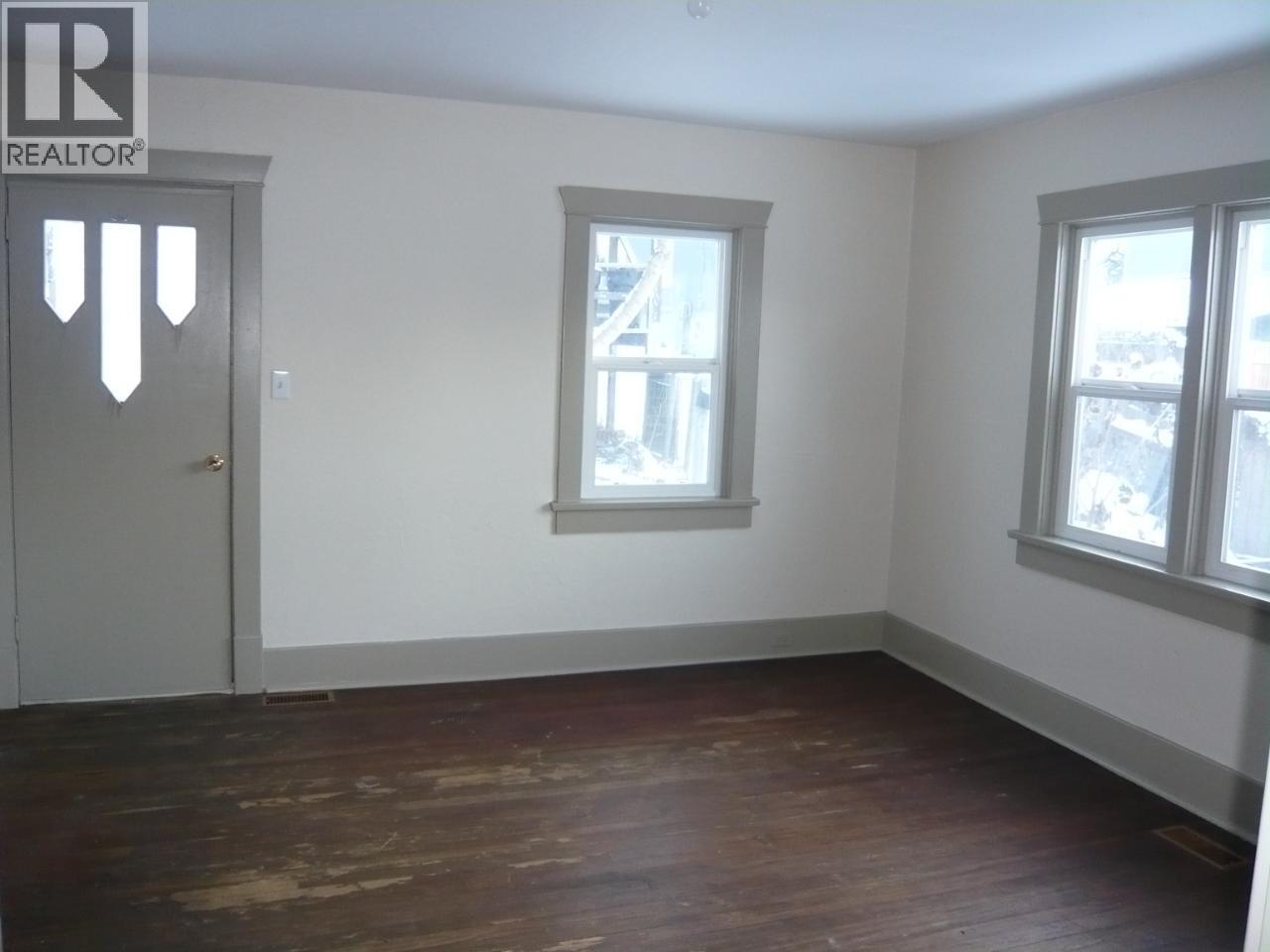411 LATIMER Street - 14