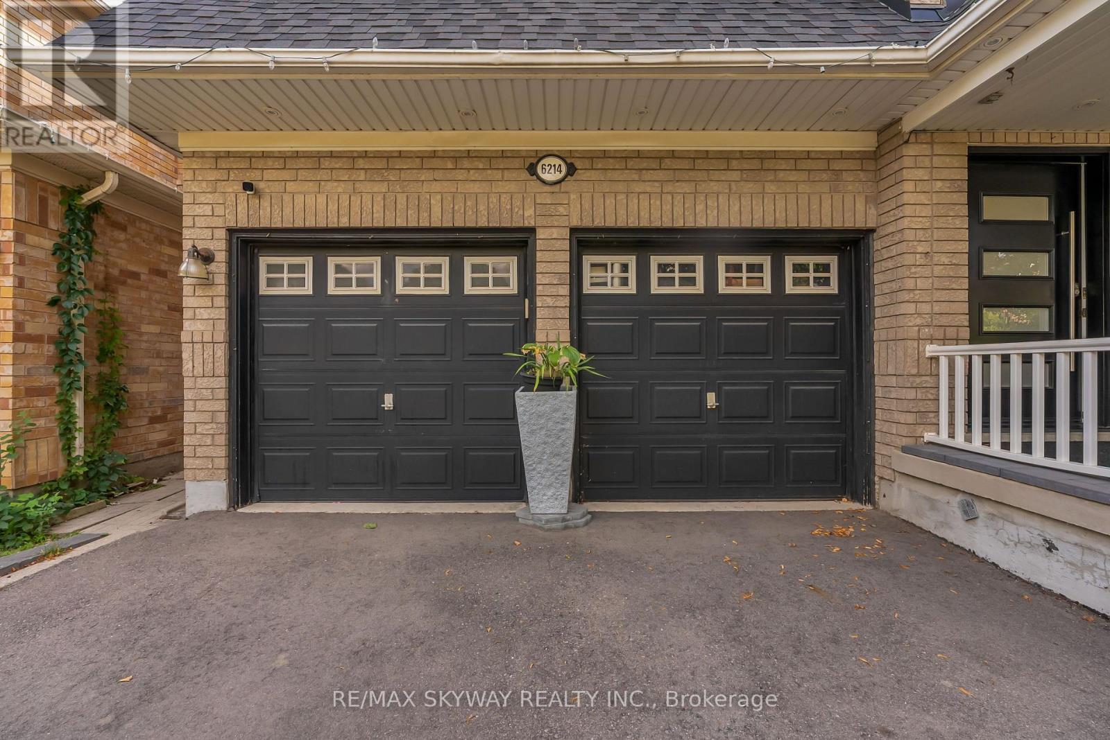 Photo of 6214 MIRIAM WAY