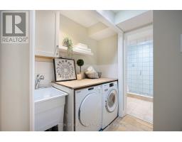24 Harshaw Avenue, Toronto, ON M6S1Y1 Photo 16