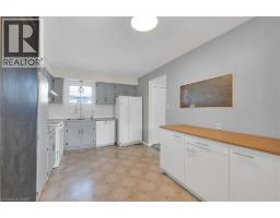 Bedroom - 141 Cedar Crest Street, Kitchener, ON N2N2A6 Photo 11