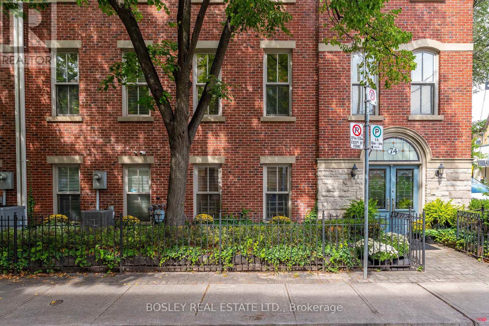 74 ABERDEEN AVENUE
