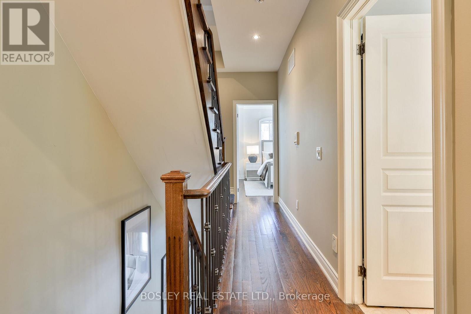 74 ABERDEEN AVENUE - 21
